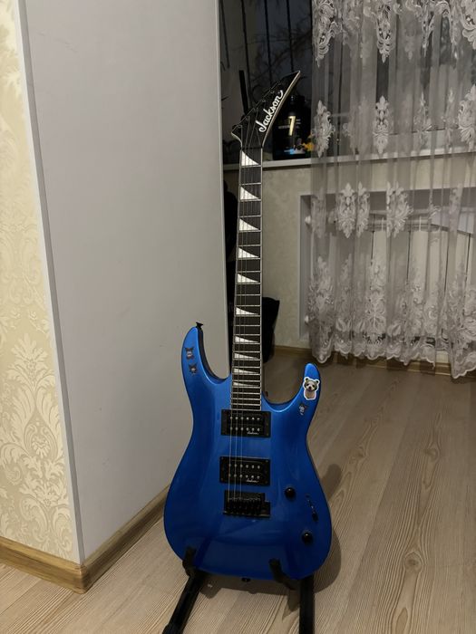 электрогитара jackson js22 в синем цвете, торг уместен