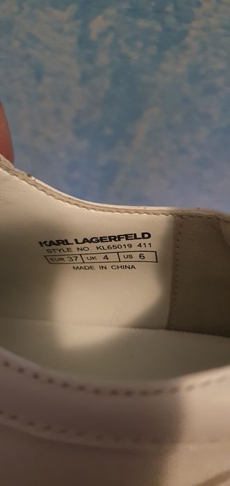 Karl Lagerfield mărimea 37