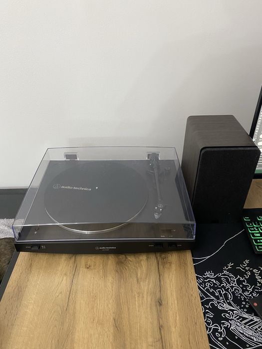 Виниловый проигрыватель Audio-technica