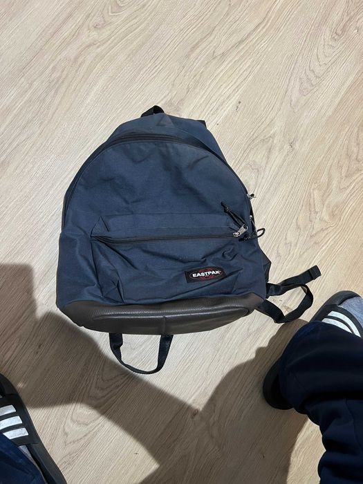 ghiozdan eastpak vintage