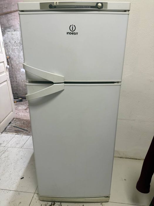 Продается холодильник