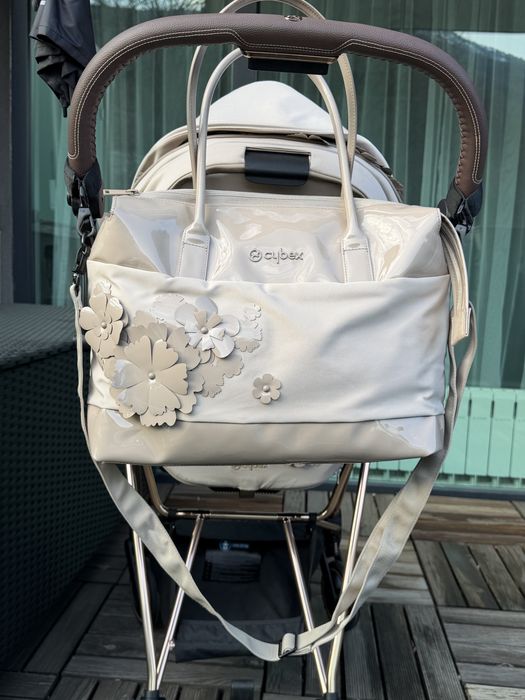 Количка CYBEX Mios 3 Simply Flowers Beige