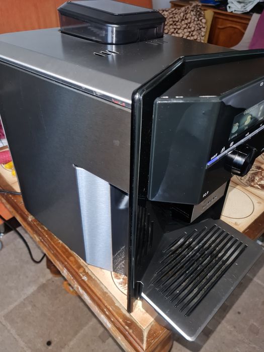 De vanzare,expresor Siemens Eq 9
