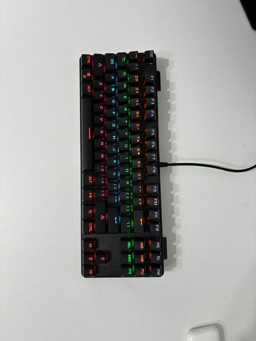 Tastatură qwertykey