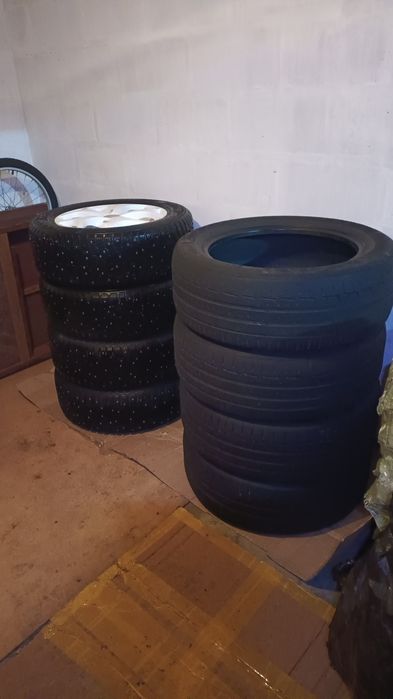 Продам комплект зимних колёс