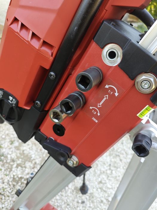 Ново 2025 - Hilti DD 250 CA + DD - HD 30 - Диамантено пробивна машина