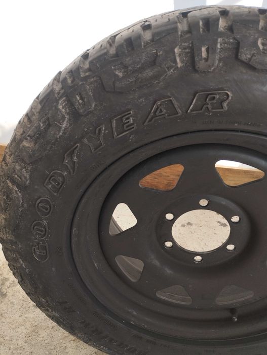 Гуми с джанти за Mitsubishi L 200 17"