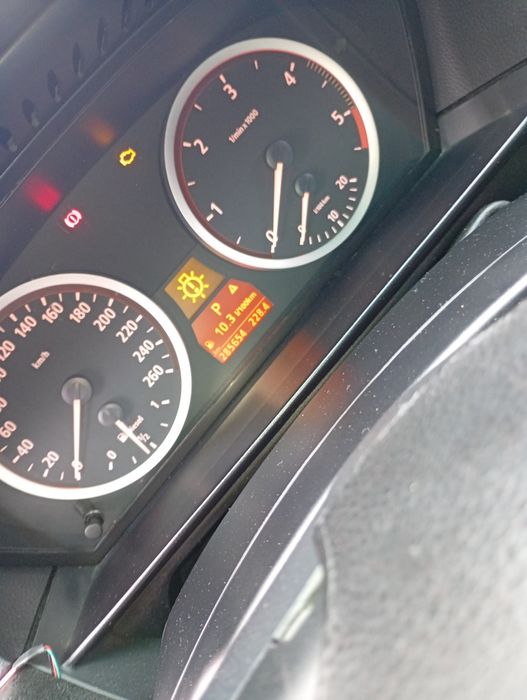 Vând BMW 525 mașina întreținută