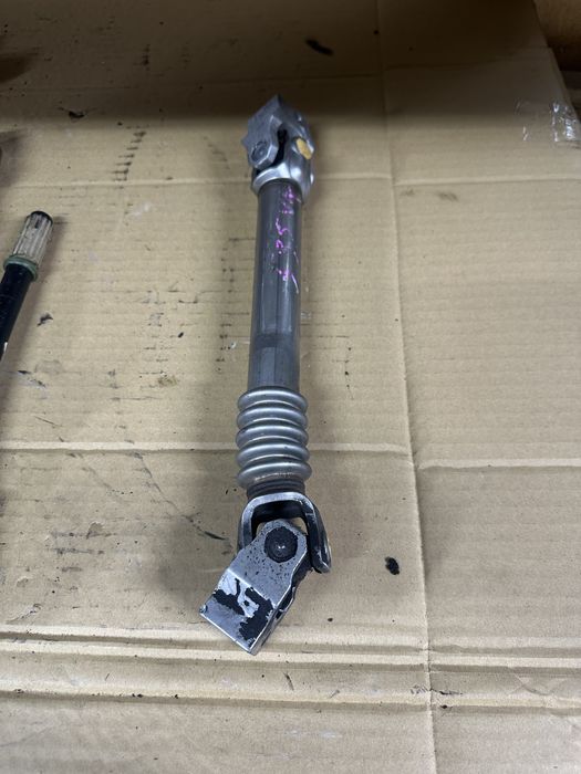 Рулевой кардан BMW x5 e70 F10 E65 E90 E39 E46 Range Rover