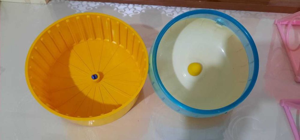 Колесо для хомяка  14см диаметр