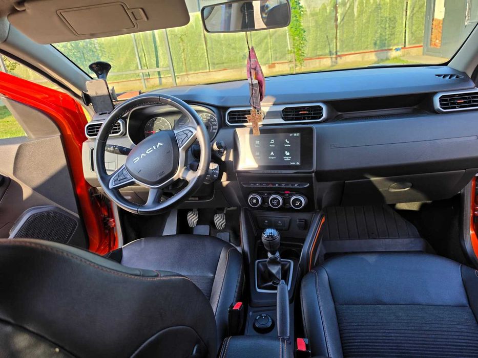 Dacia Duster 4 x 4 - Motorina - din 22.05.2023 - 74141 km - Portocalie - primul proprietar - 18400 euro