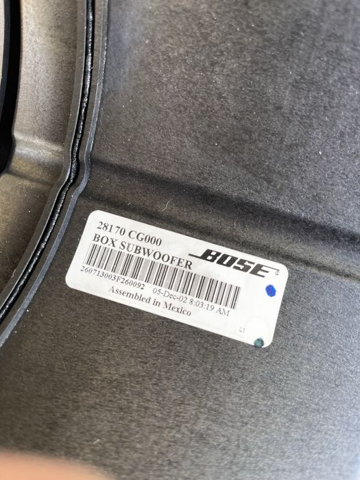 Саббуфер «Bose»