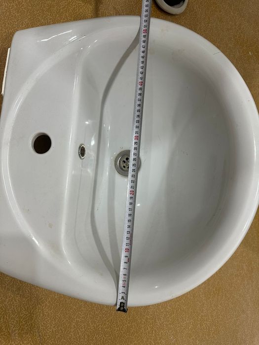 Раковина с пьедесталом