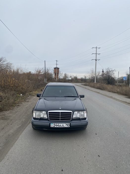 Мерседес 124 е220