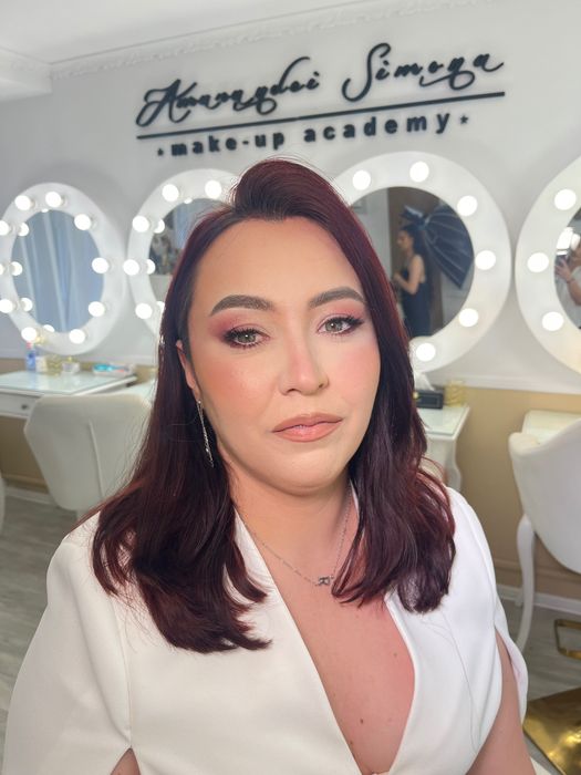 Machiaj profesional – Mireasă | Ocazii | Banchet | Makeup Artist