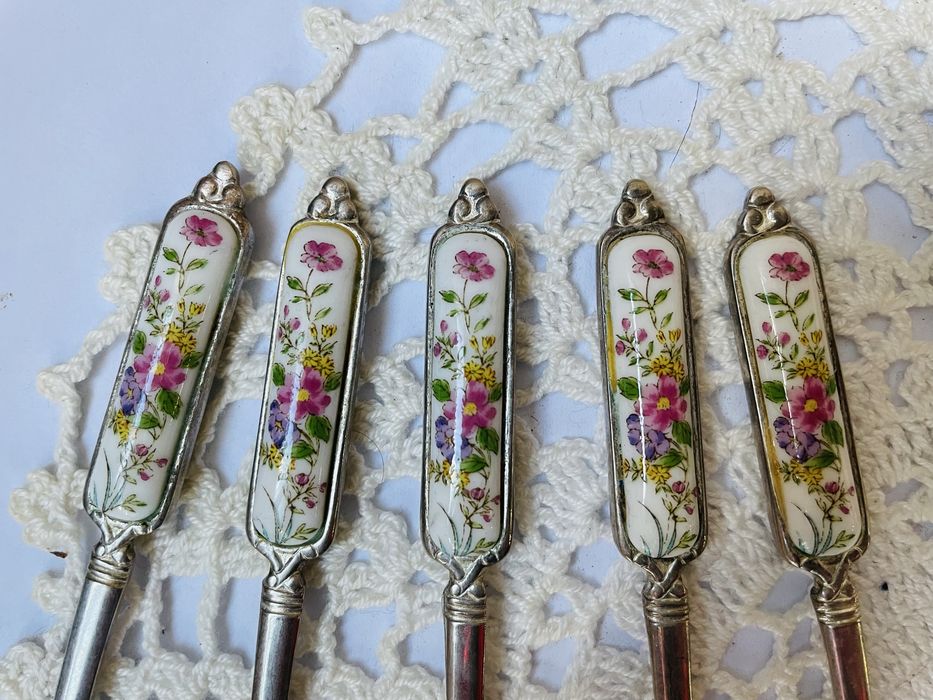 Красиви прибири с порцелан от Япония