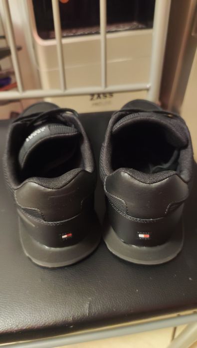 Adidasi barbati Tommy Hilfiger