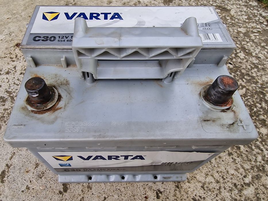 Acumulator auto Varta Silver Dynamic 54Ah 530A