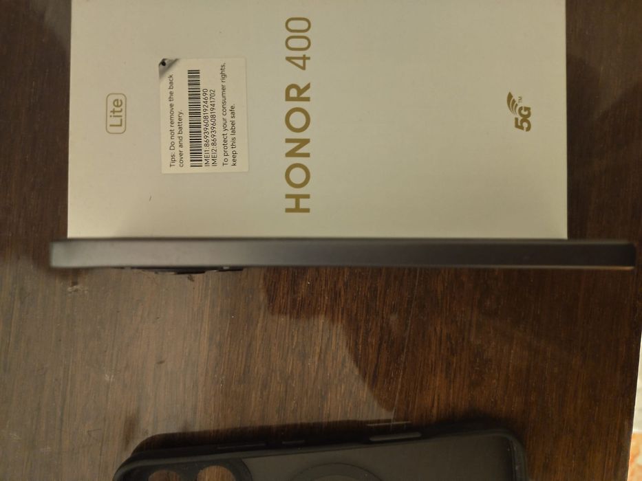 Продавам като нов Honor 400 lite