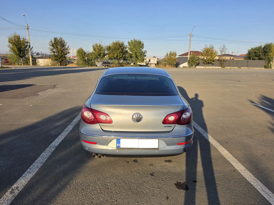 VOLKSWAGEN Passat CC