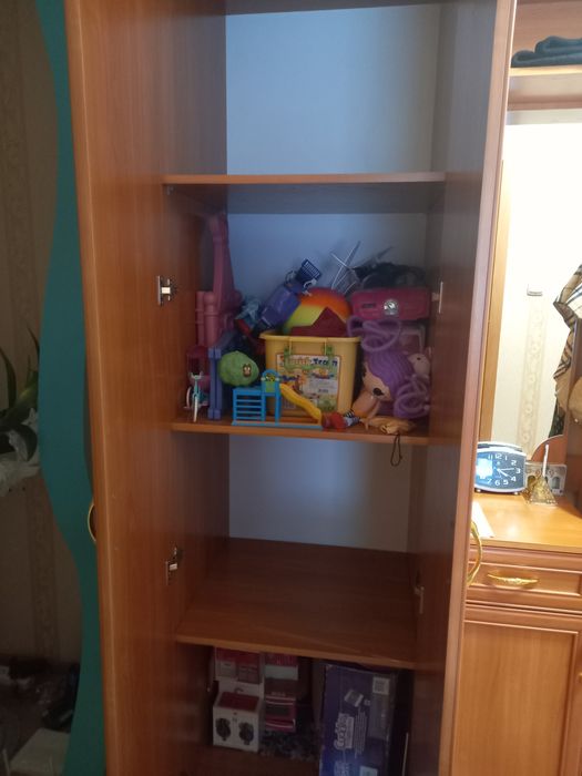 Шкаф(прихожая) продам