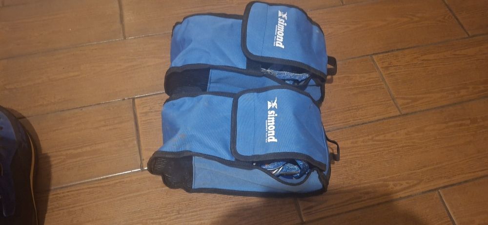 Bocanci și coltari simond