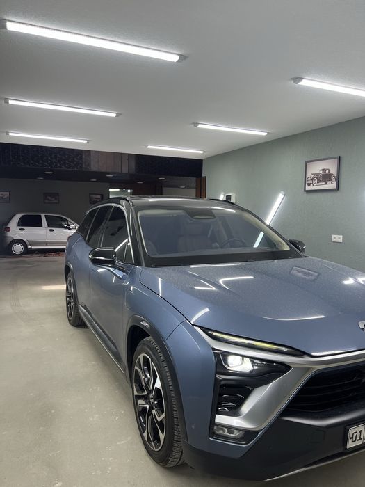 Nio ES8 2020 yil