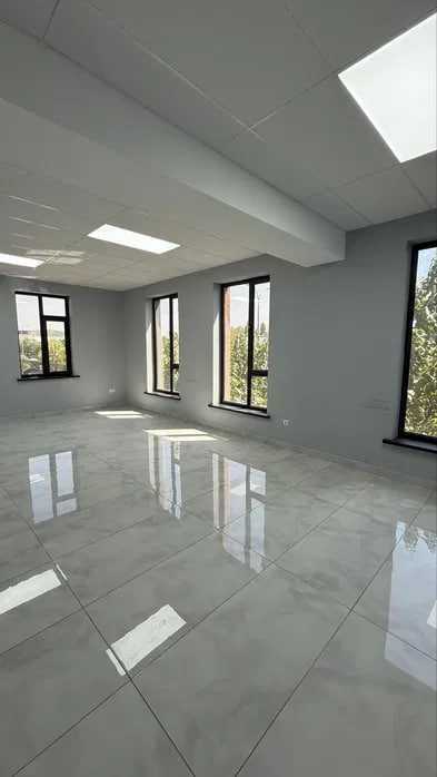 Продается помещение улица елбек, А бозор, Зор тв 422м2