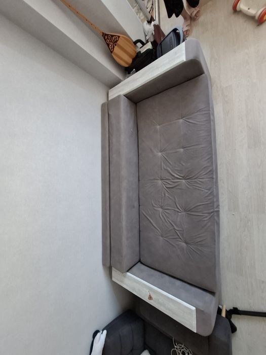 Диван продам срочно