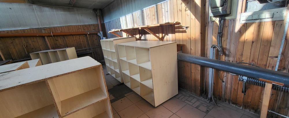 Продам шкафы,  тумбочки, ящики,