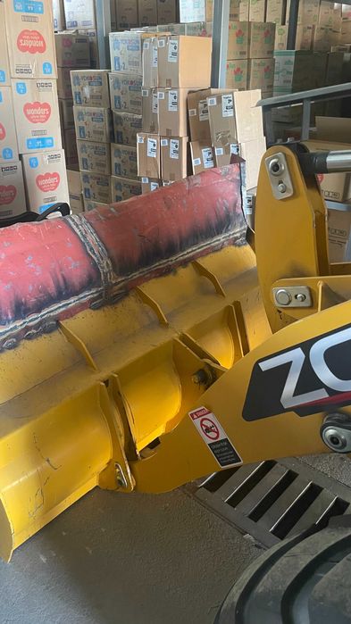 Продам фронтальный погрузчик ZGLEIT 920