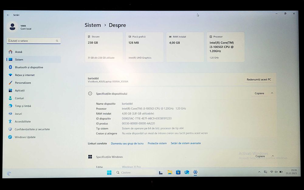 Laptop ASUS VivoBook, Intel i3, SSD, Windows 11