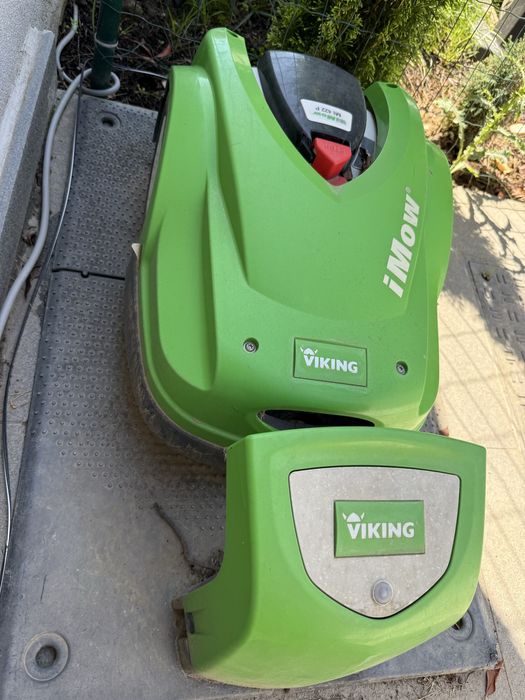 Masina de tuns iarba automata, Viking iMow