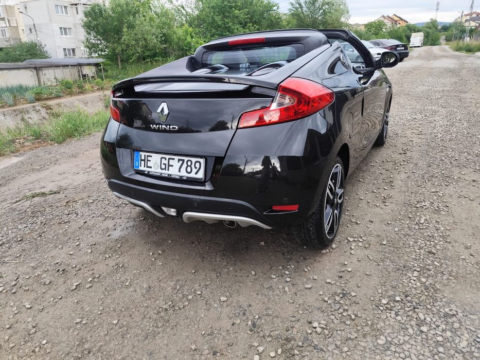 Decapotabilă renault wind