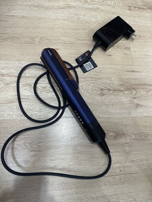 Срочно продам оригинал dyson