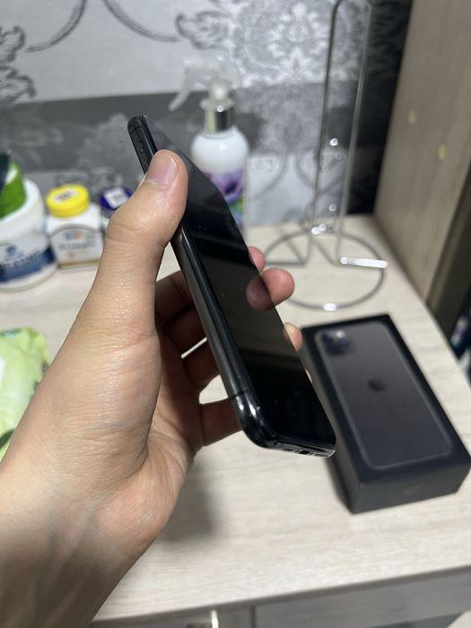 iPhone 11 pro black