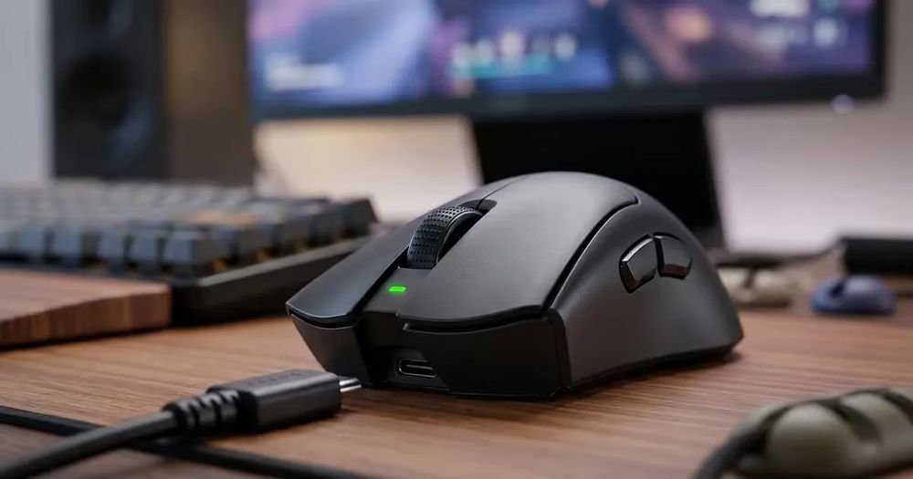 Razer DeathAdder V3 hyperspeed Нова