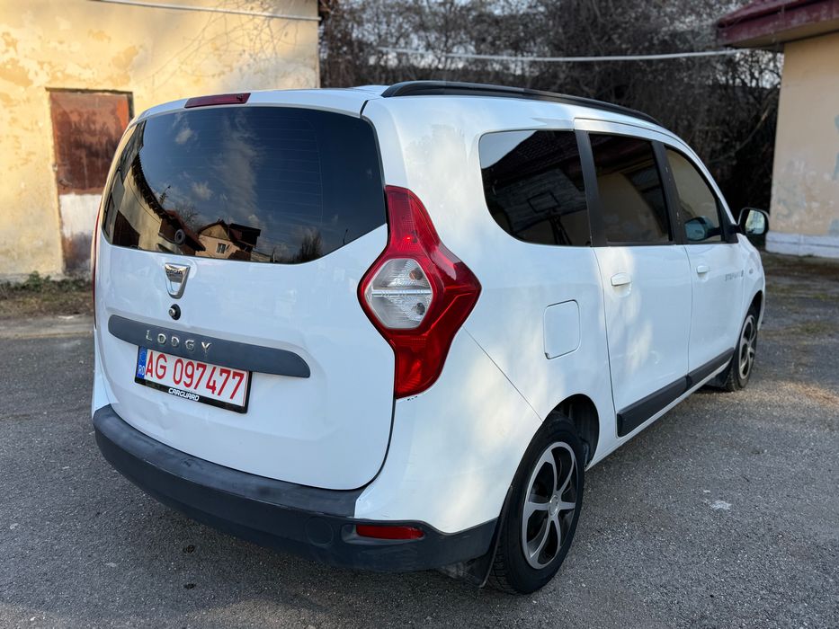 Dacia Lodgy 2015