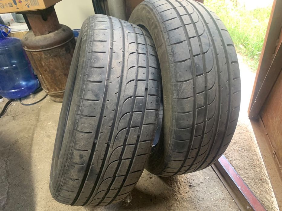 Продам шины 215/55R17