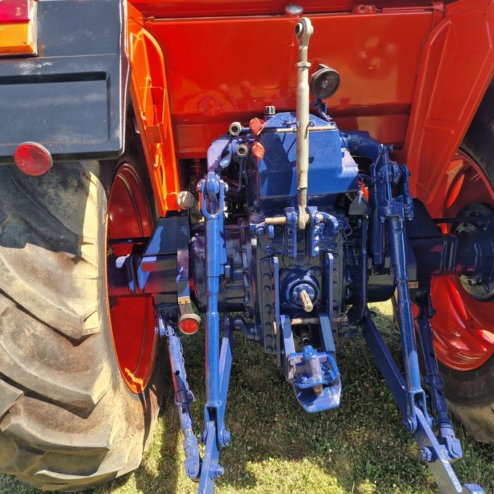 Same Buffalo 130 tractor 4x4 recent adus !