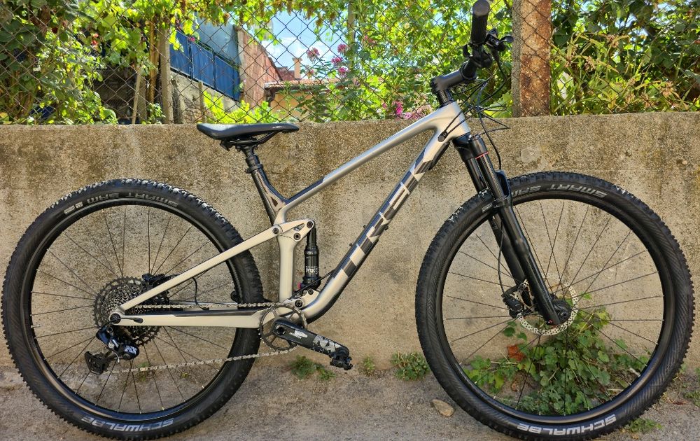 Trek Top fuel 9.7 Карбонов 29цола М/L  Twin Lock suspension Fox/ Rockshox 1x12 Sram NX Проходни оси