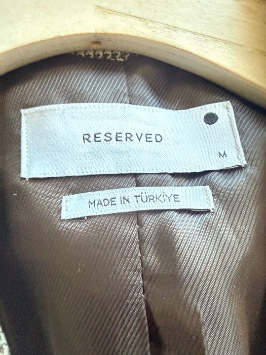 Сако с къси панталони