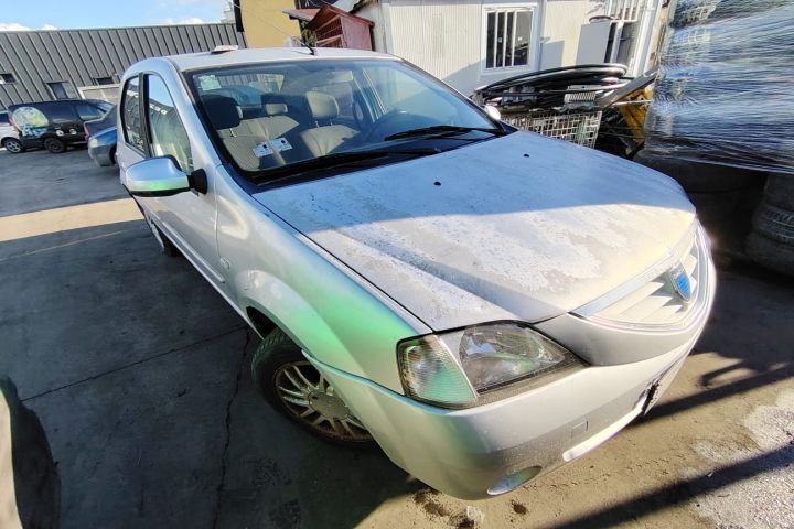Capota motor Dacia Logan 2006 1.6 MT (90 hp)