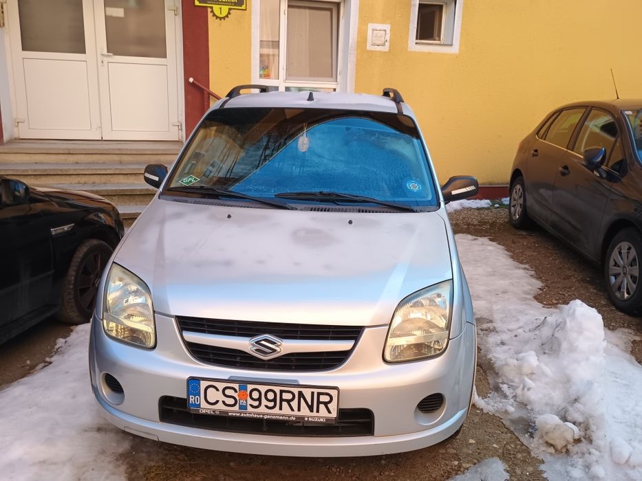 Vând suzuki ignis2