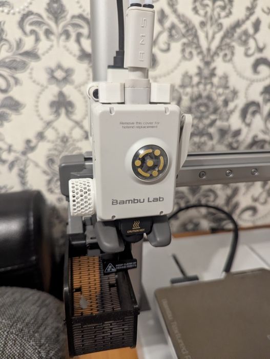 Bambu lab A1 combo + AMS Lite 3д принтер