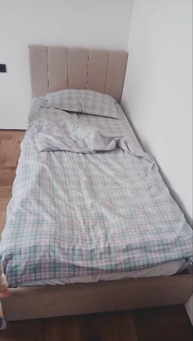 продается кровать