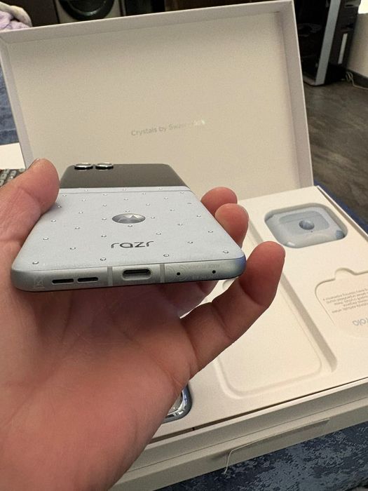 Motorola Razr 60 256GB