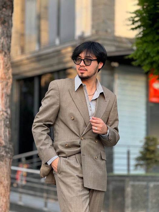 Kastyum shim erkaklar uchun