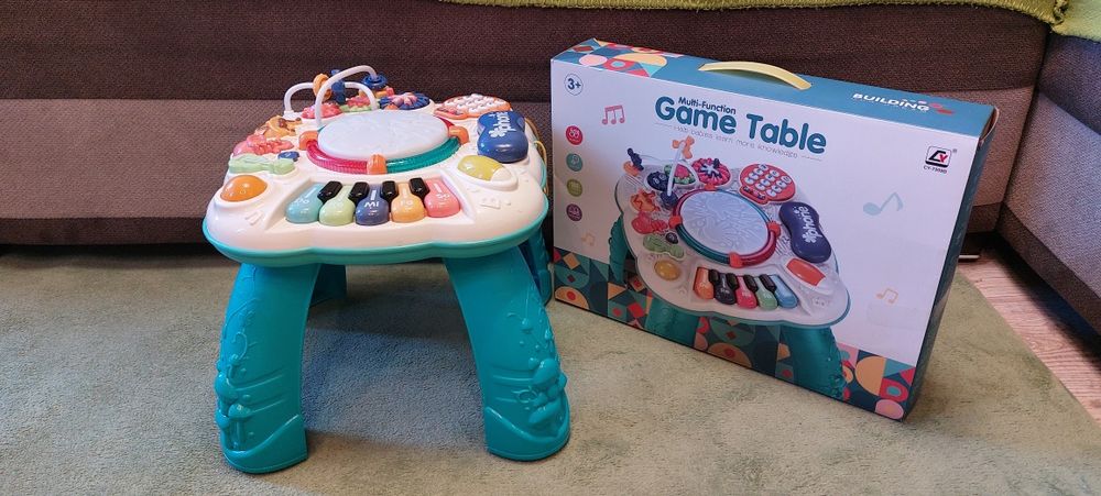 Интерактивна бебешка маса