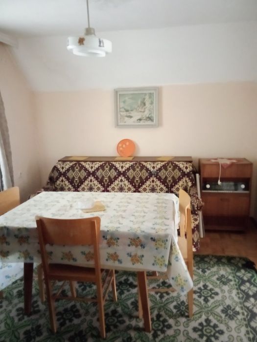 Продавам тухлена къща в село Ваксево област Кюстендил